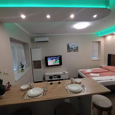 Emmabella Apartment Eger